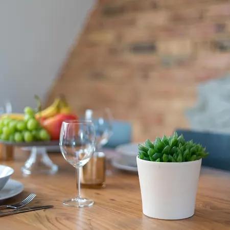 Apartment Lofts - Stilvolles Loft Im Gruenen Mit Balkon Nahe Vw-werk *