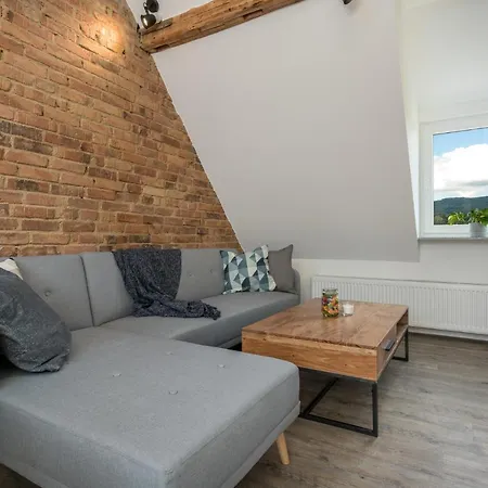 公寓 Lofts - Stilvolles Loft Im Gruenen Mit Balkon Nahe Vw-werk *