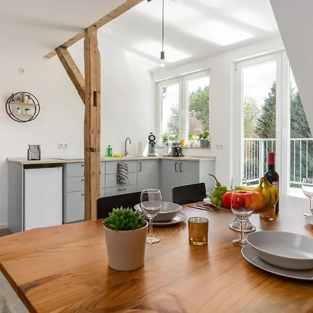 Lofts - Stilvolles Loft Im Gruenen Mit Balkon Nahe Vw-werk Apartment Kassel