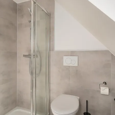 公寓 Lofts - Stilvolles Loft Im Gruenen Mit Balkon Nahe Vw-werk 卡塞尔