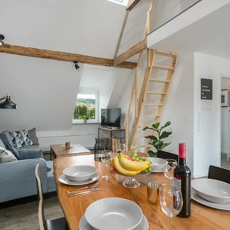 Lofts - Stilvolles Loft Im Gruenen Mit Balkon Nahe Vw-werk 公寓