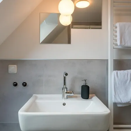 Lofts - Stilvolles Loft Im Gruenen Mit Balkon Nahe Vw-werk Daire *